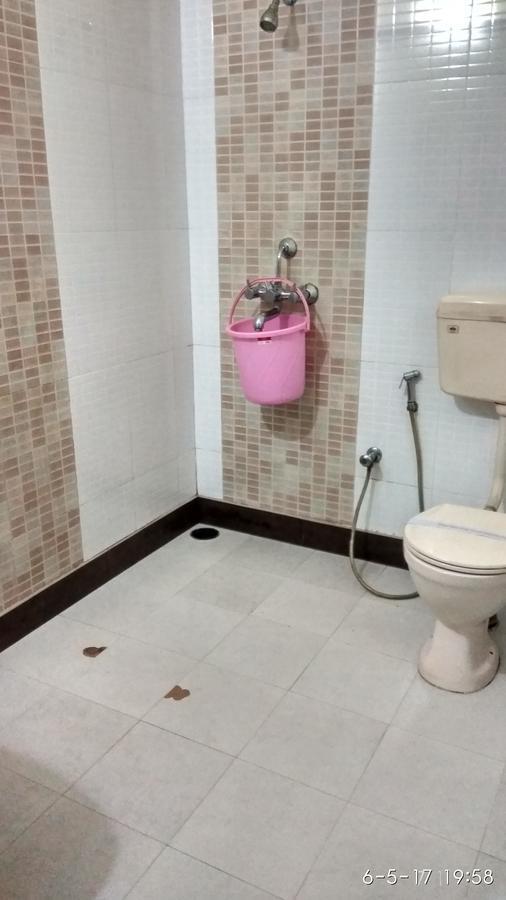Hotel Varsa Dibrugarh Exteriér fotografie